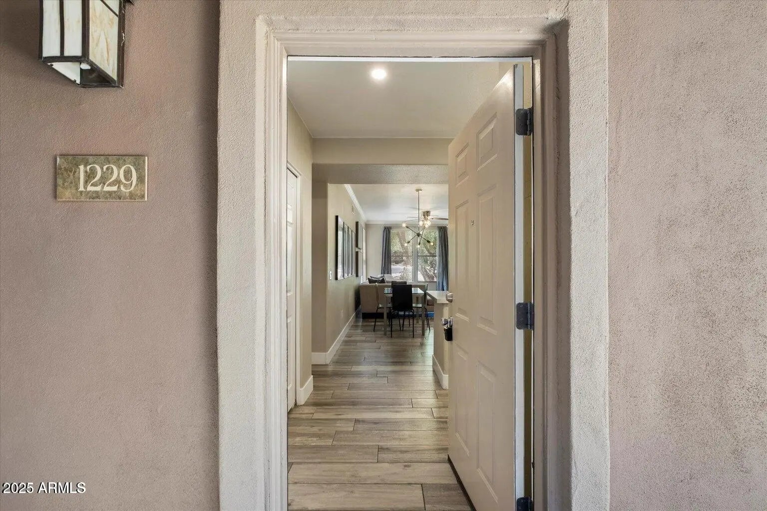 Photo of Listing #6951001