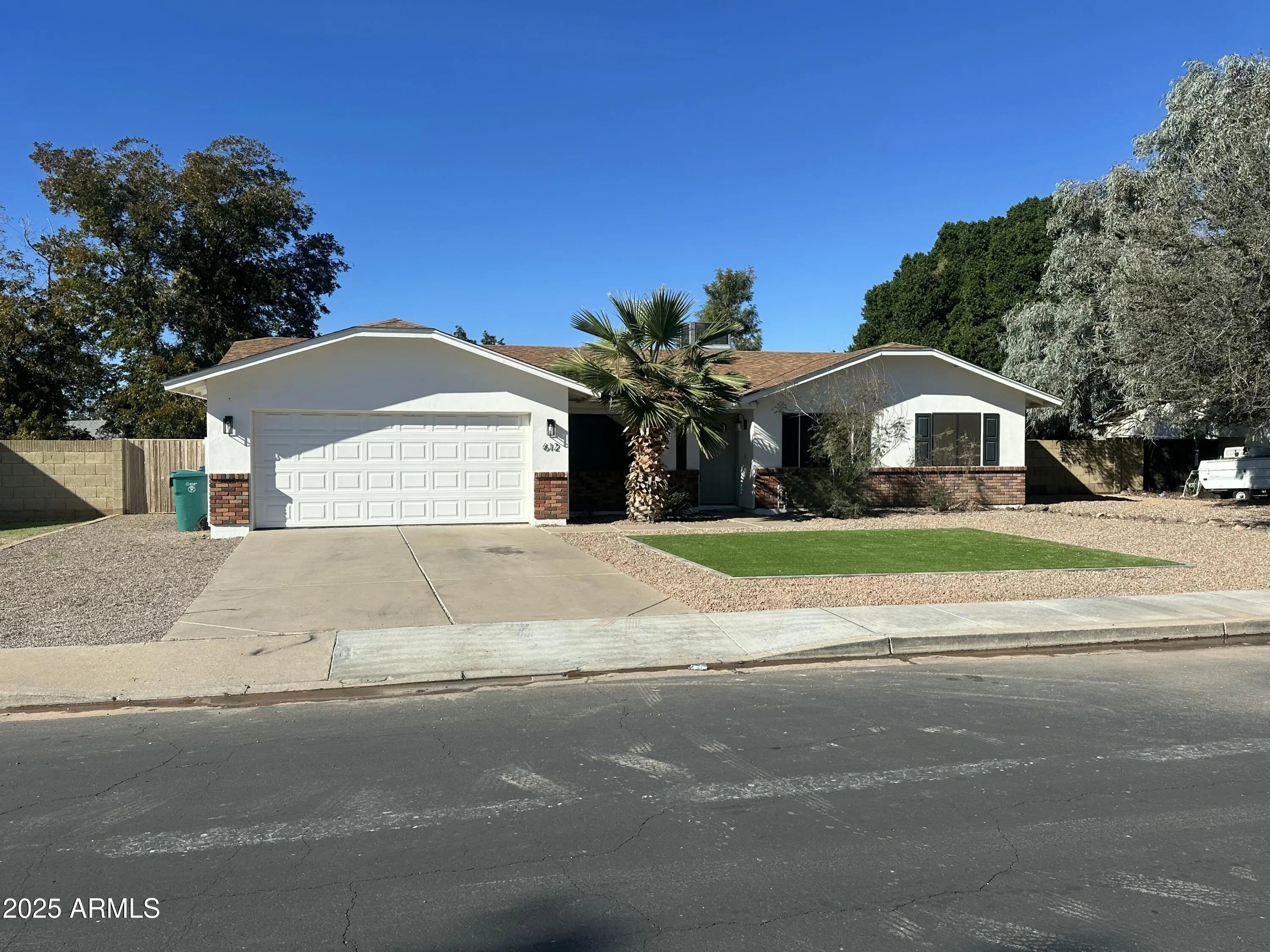 Photo of Listing #6950339