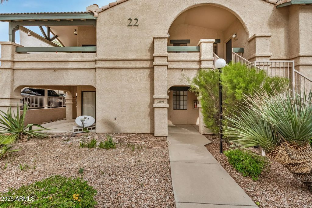 101 S Players Club Drive (unit 22201), Tucson