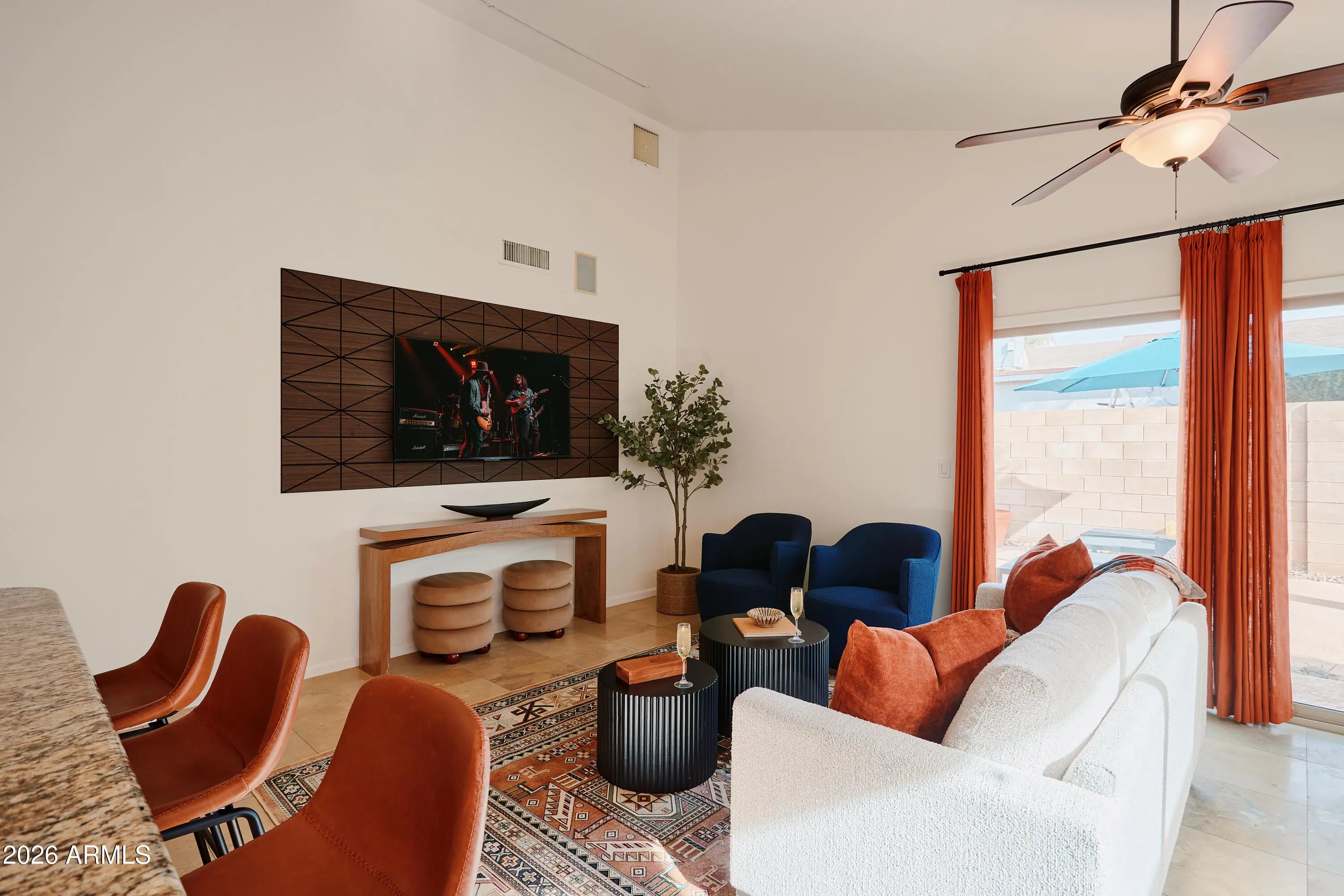 Photo of Listing #6950371