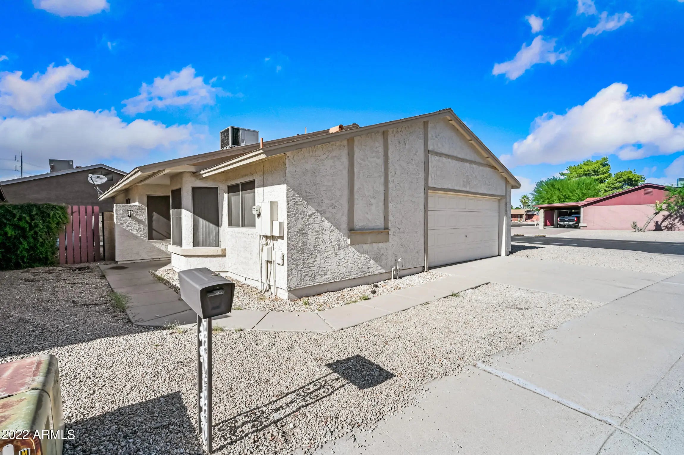 Photo of Listing #6950453