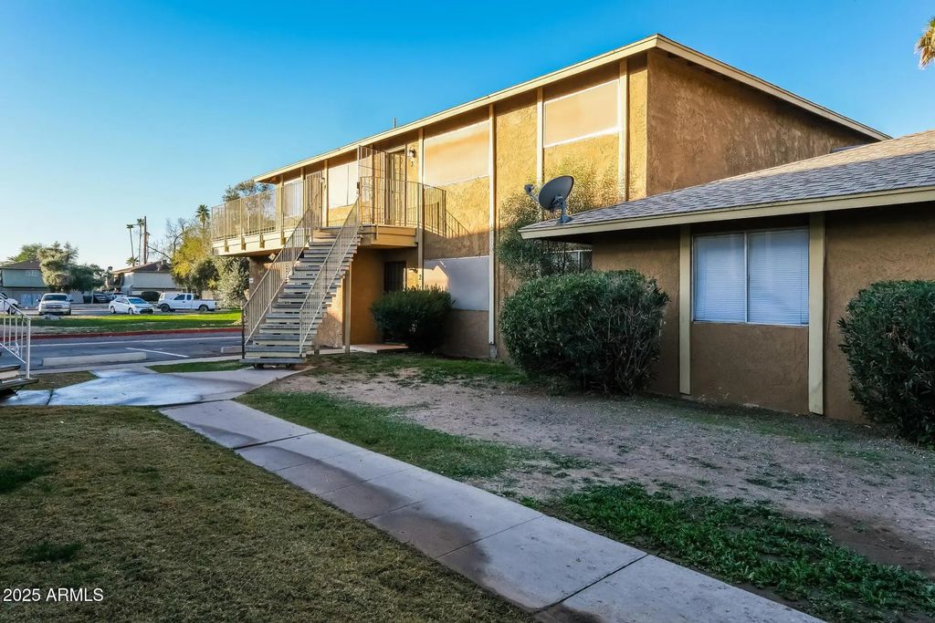 3313 W Harmont Drive (unit 3), Phoenix