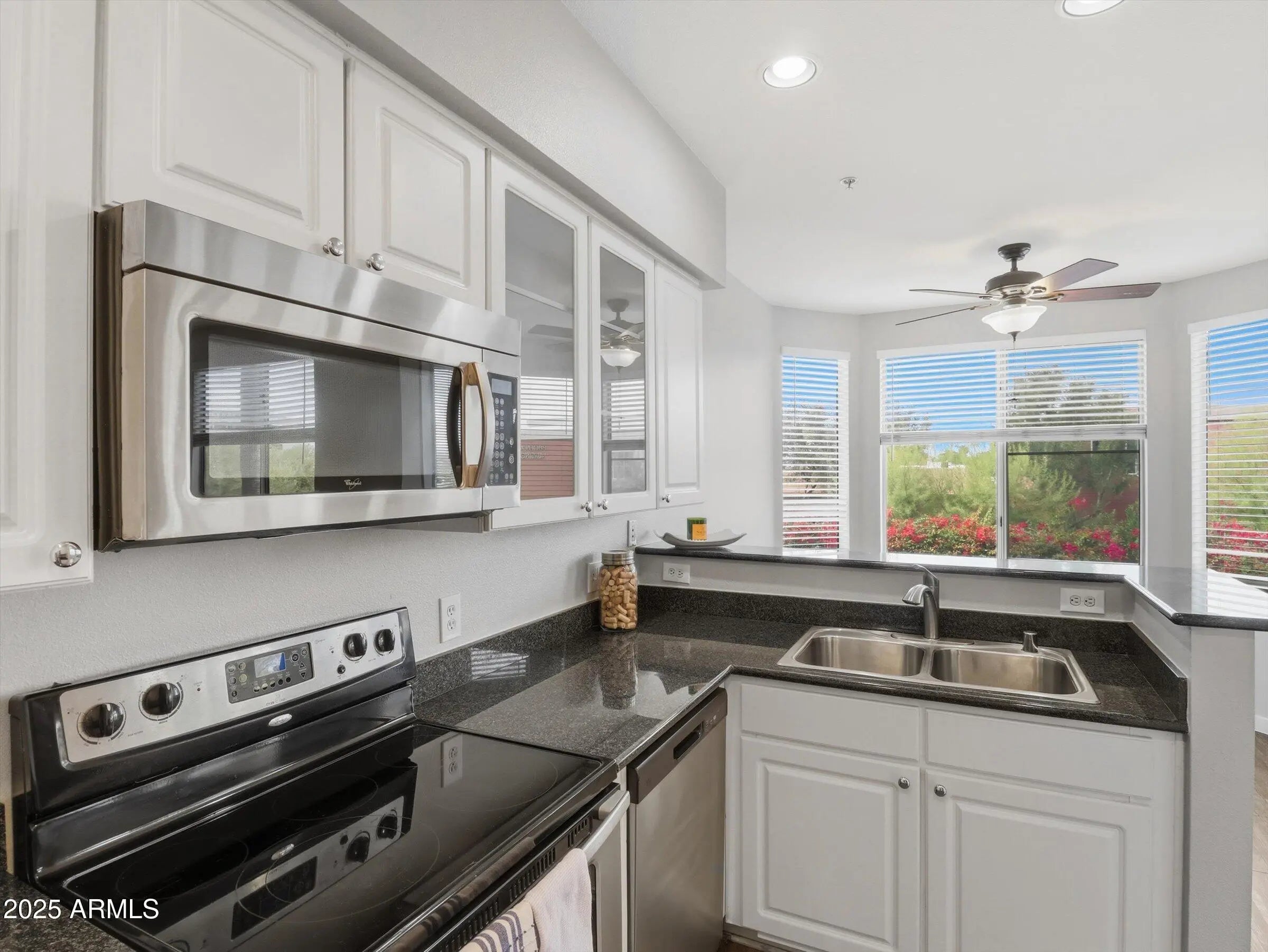 Photo of Listing #6950630