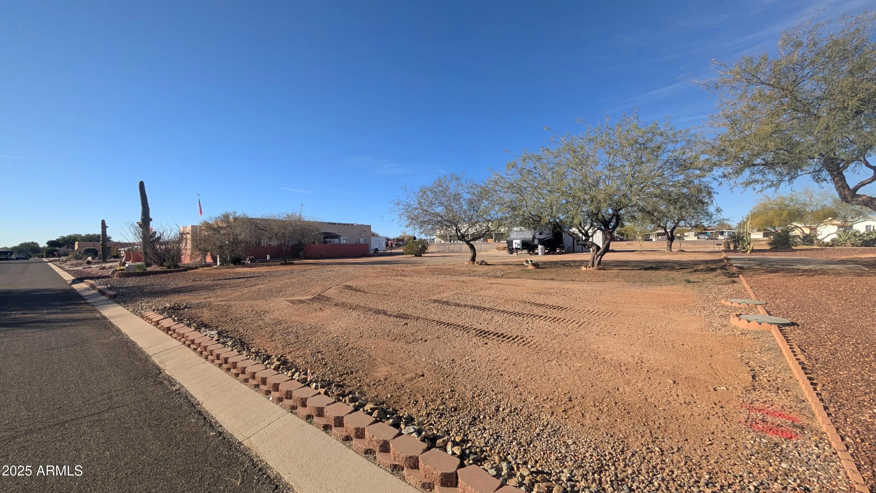 Photo of Listing #6951994