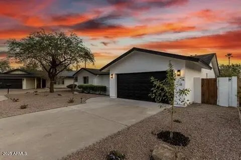 Photo of Listing #6950779