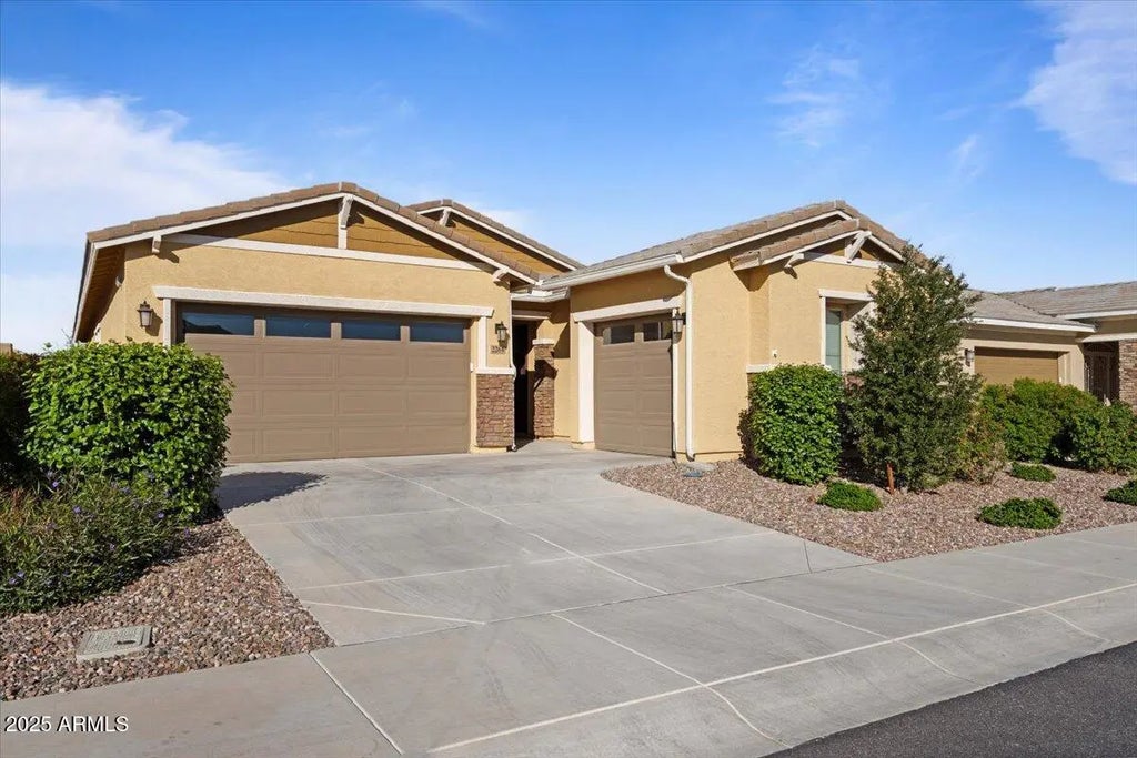 2264 E Isaiah Avenue, Gilbert