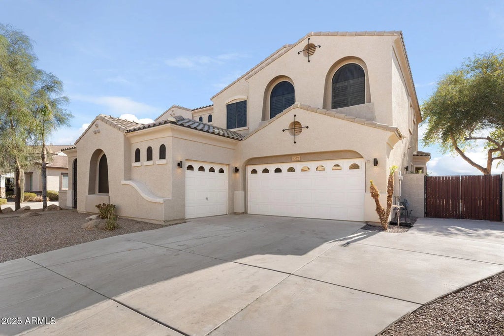 3557 S Halsted Court, Chandler