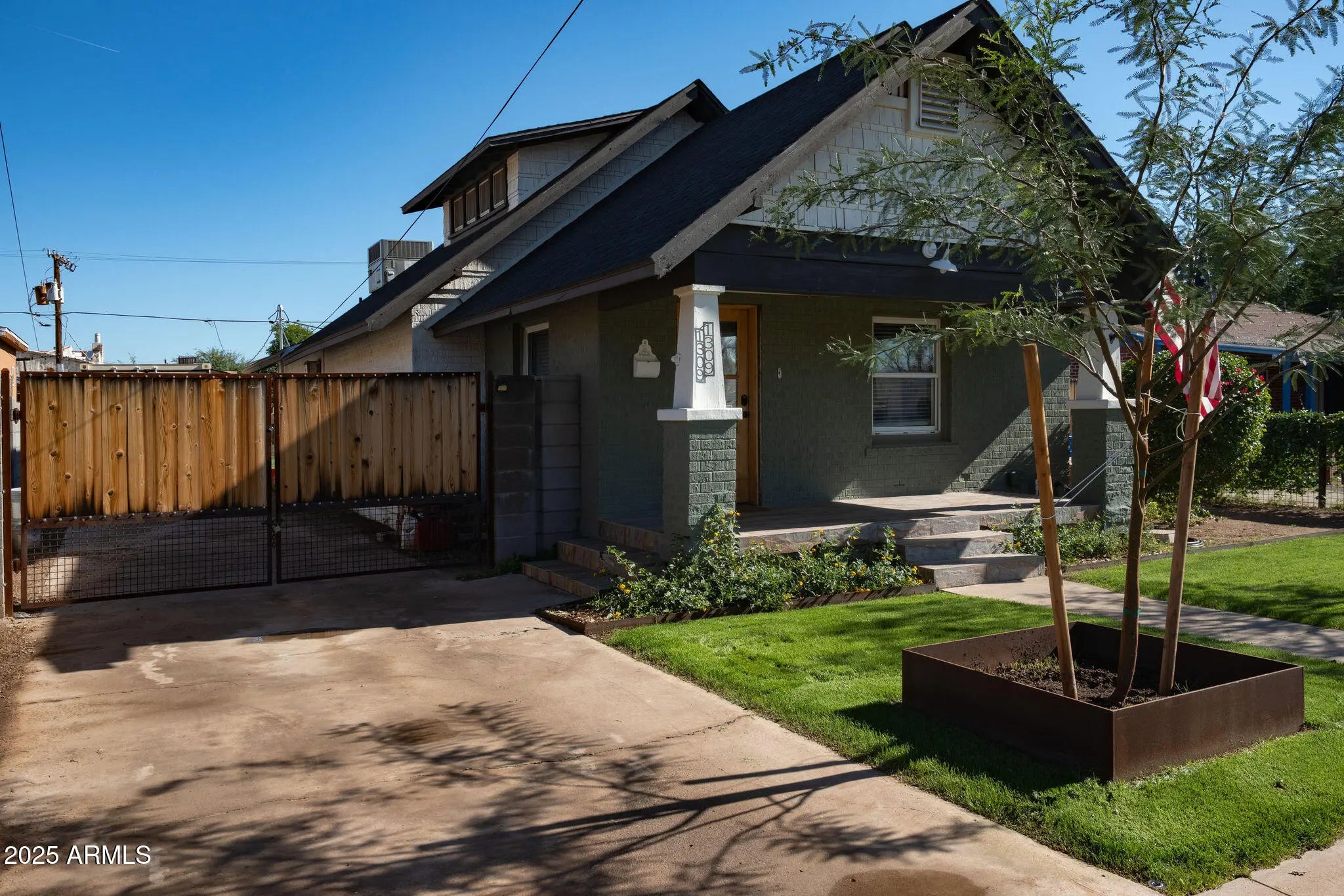 Photo of Listing #6951845