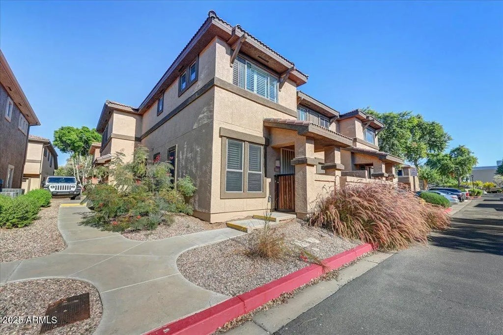 1225 N 36th Street (unit 1042), Phoenix