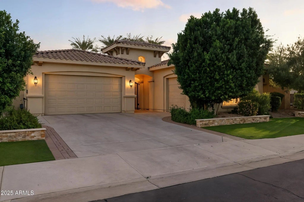 3949 E Wood Drive, Chandler