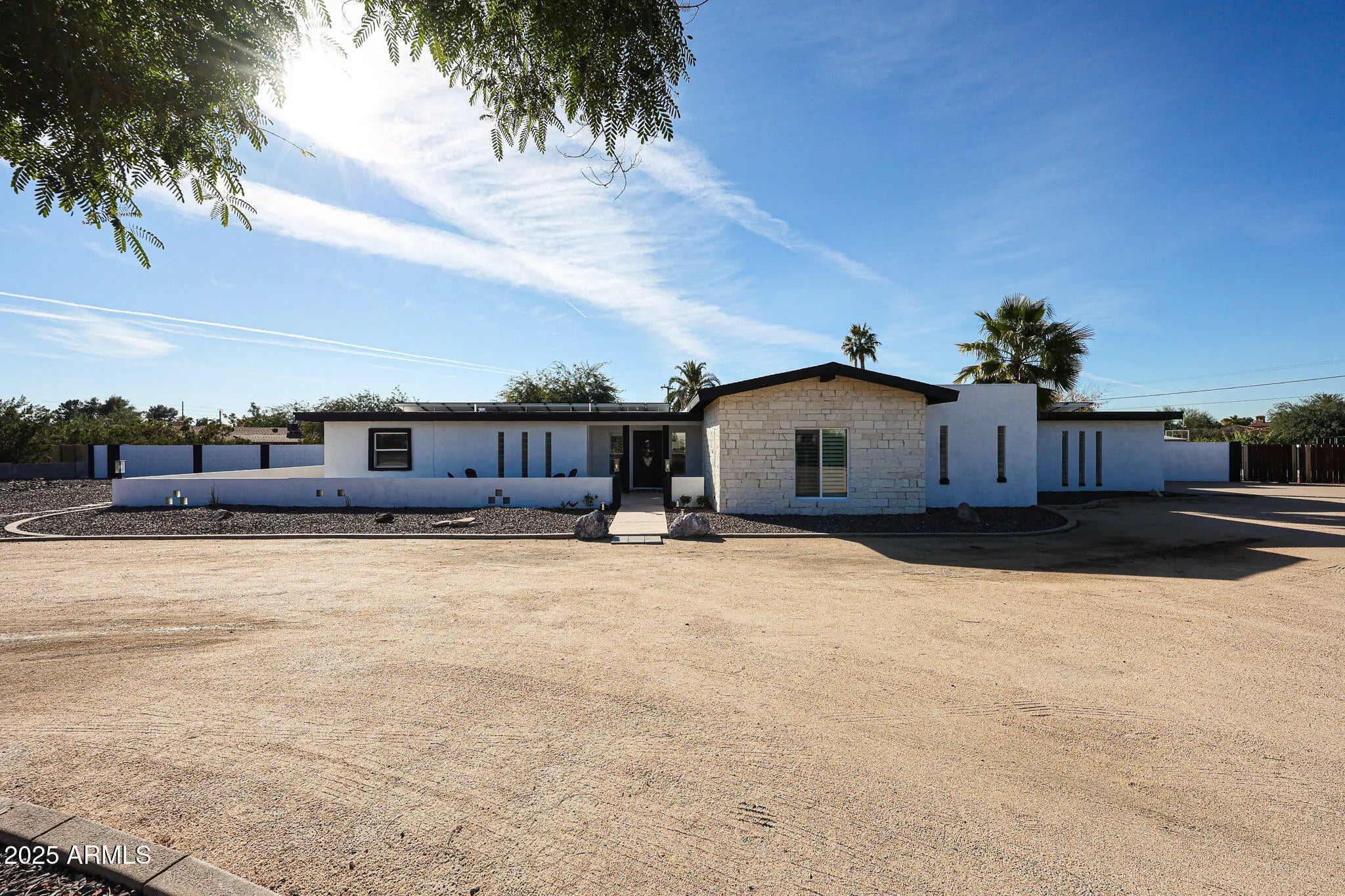 Photo of Listing #6954069