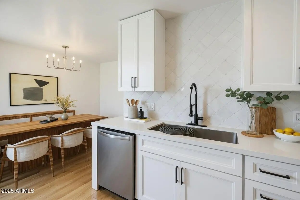 Photo of Listing #6951727