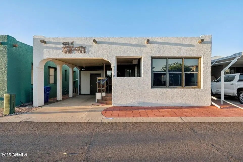 Photo of Listing #6951169