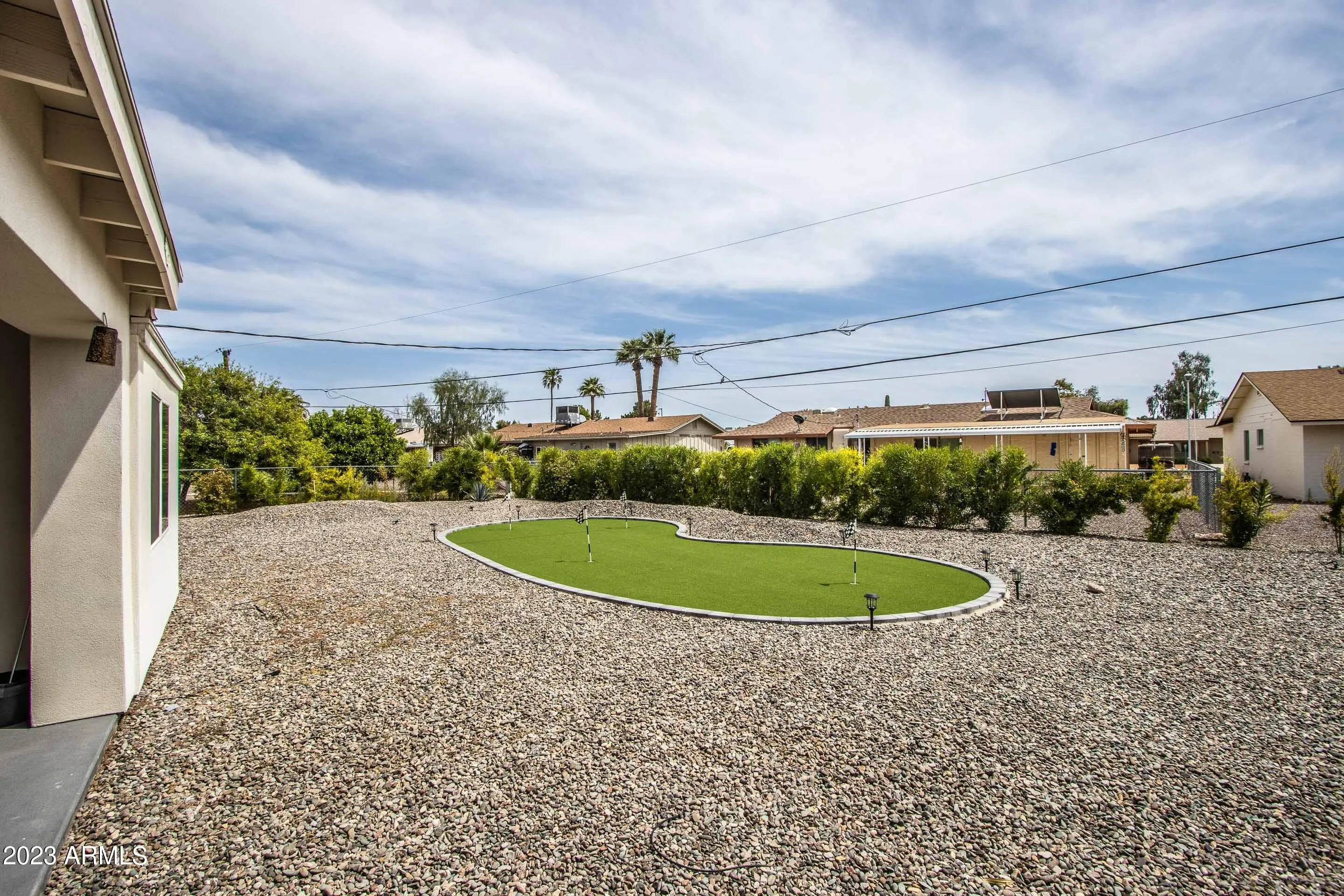 Photo of Listing #6951149