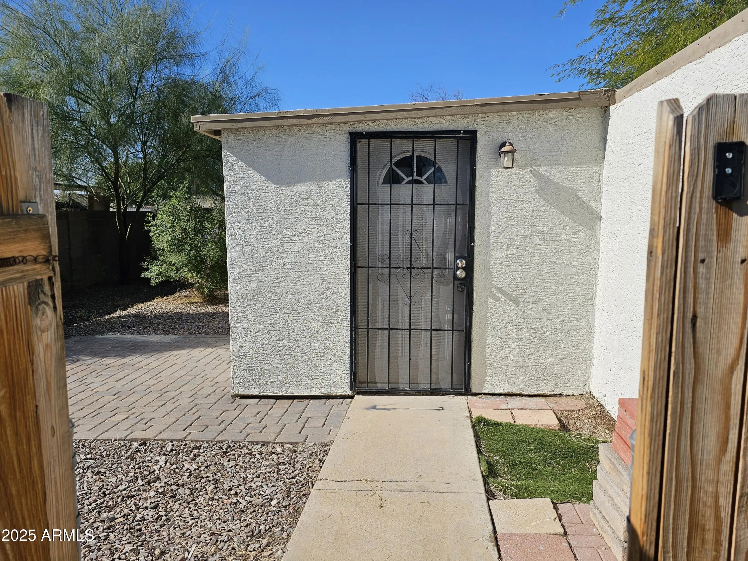 Photo of Listing #6951195