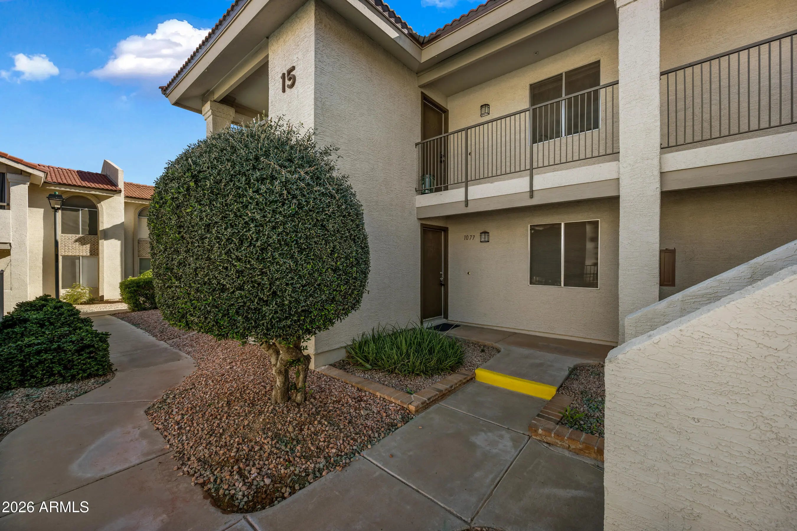 Photo of Listing #6951212