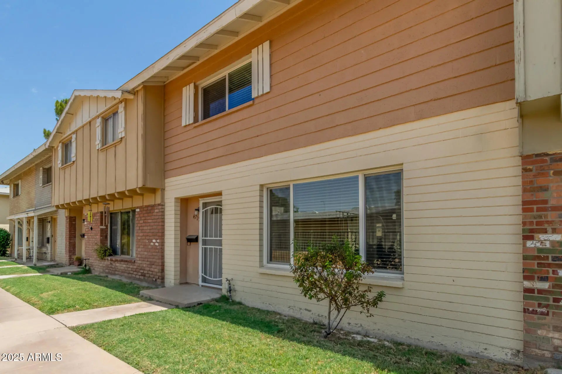 Photo of Listing #6951978