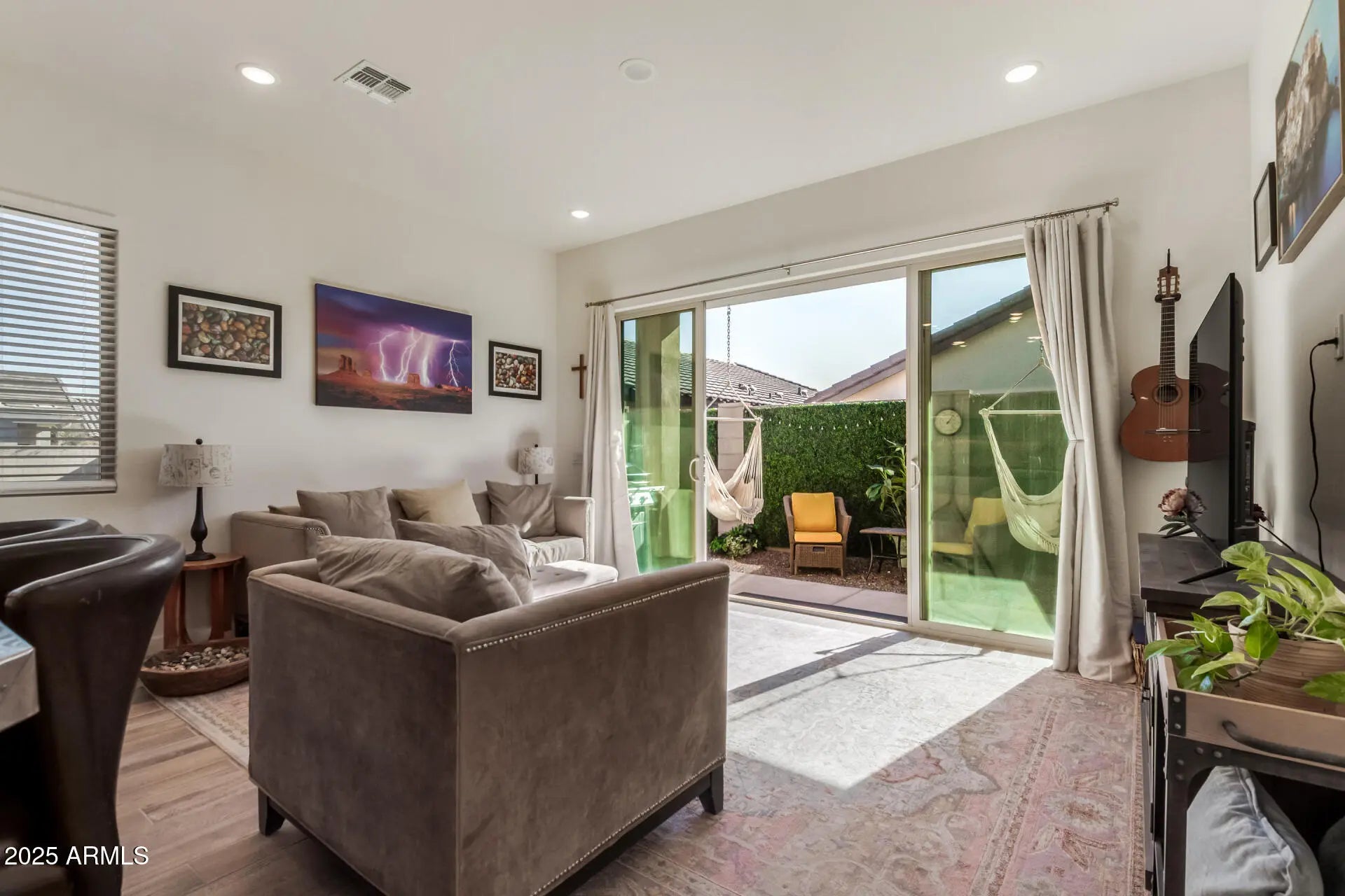 Photo of Listing #6951866