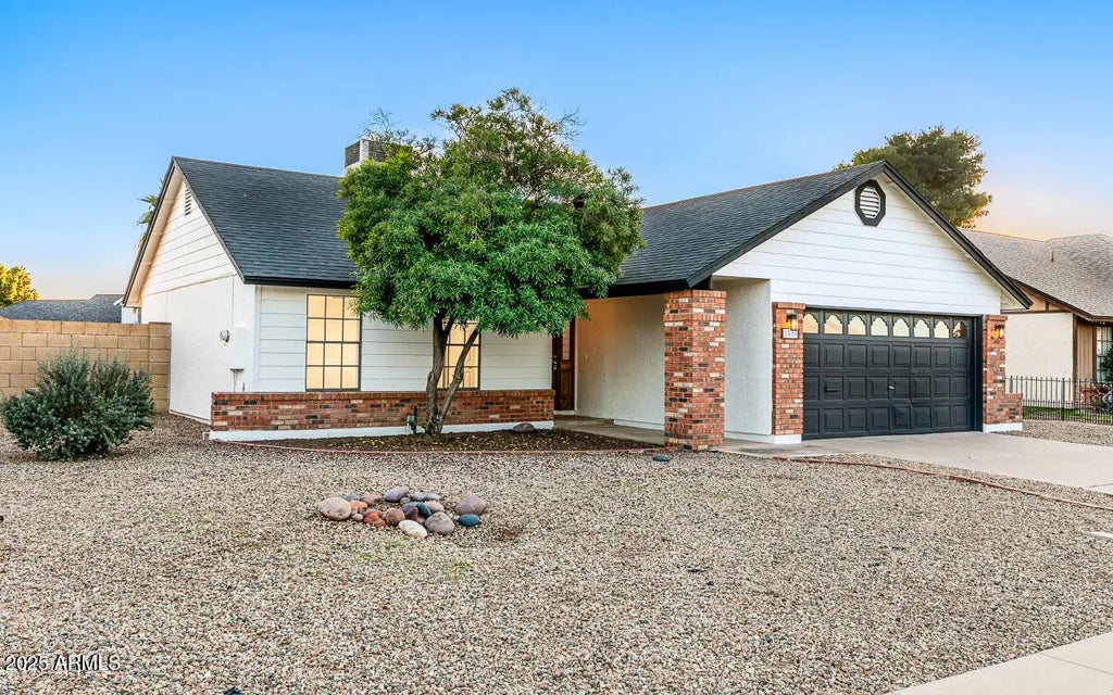 1519 W Mission Drive, Chandler