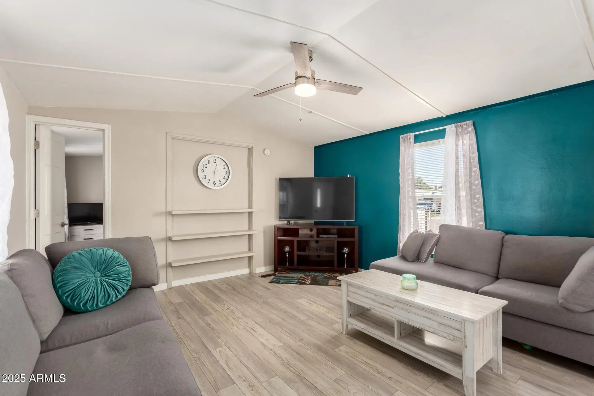 Photo of Listing #6951993