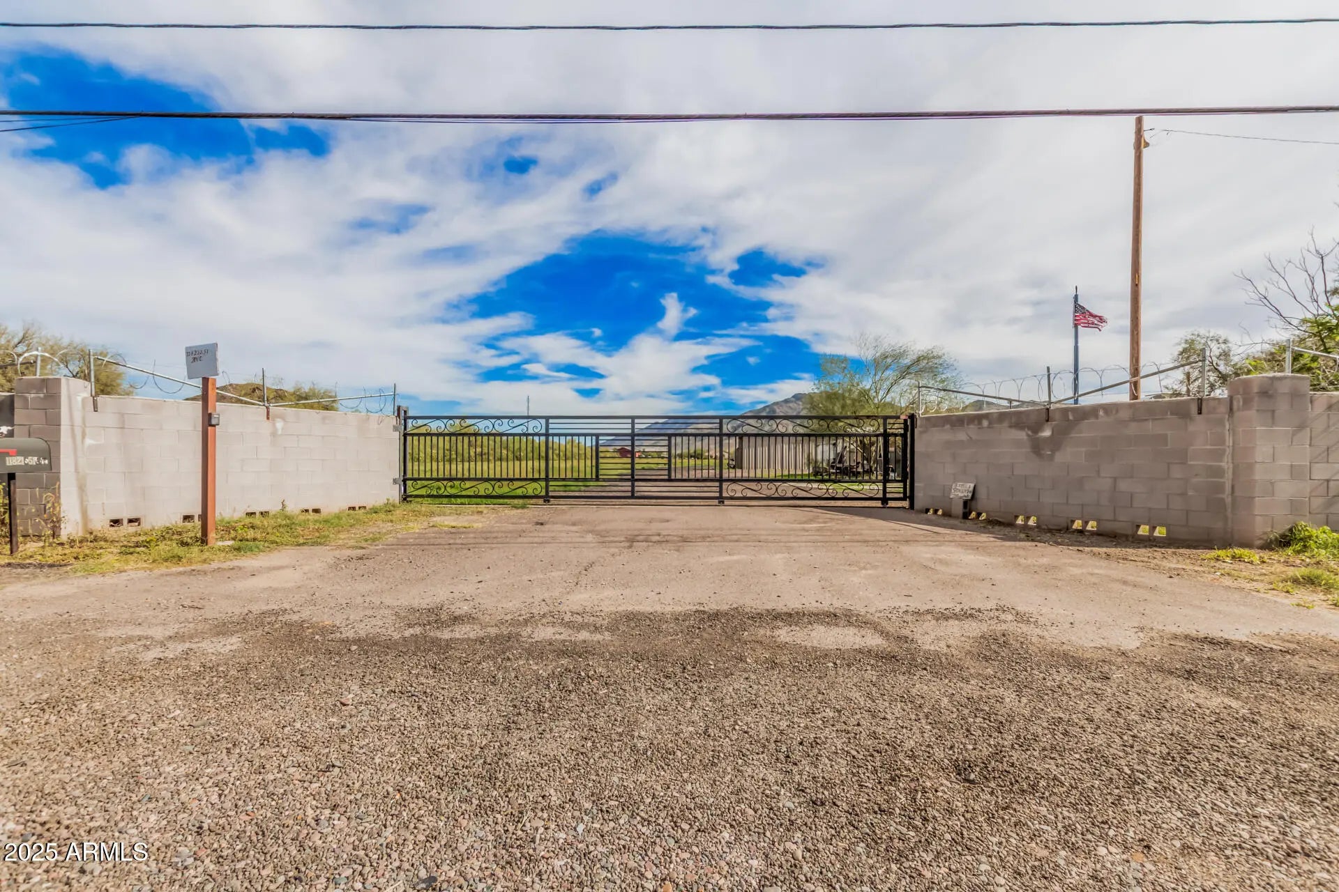 Photo of Listing #6952187