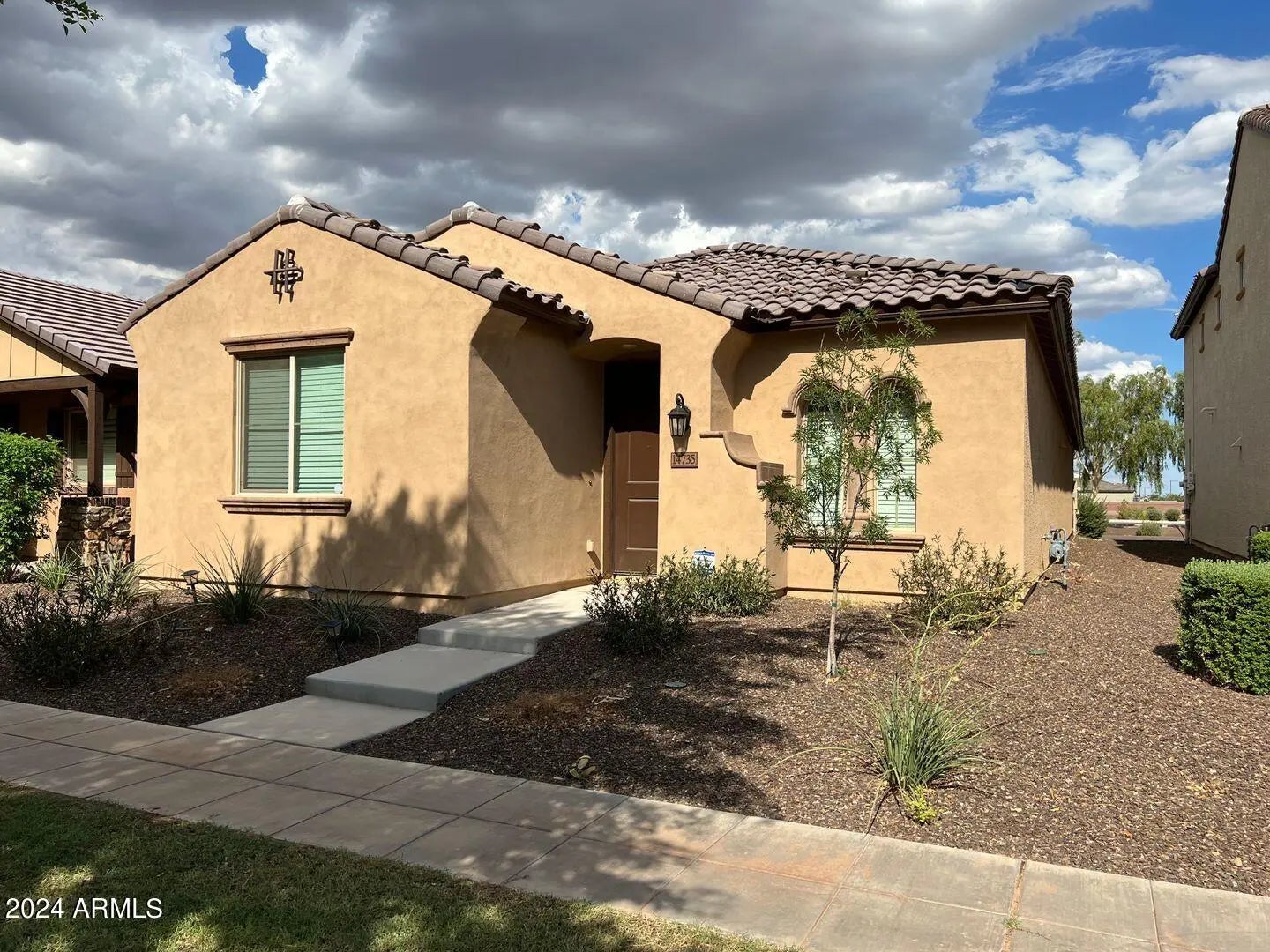 Photo of Listing #6951715