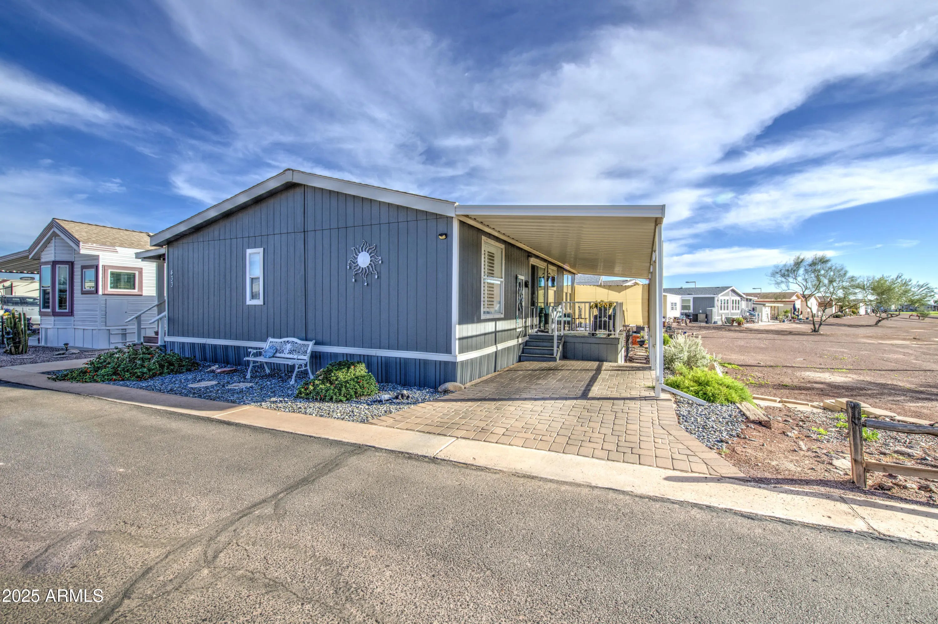 Photo of Listing #6953236