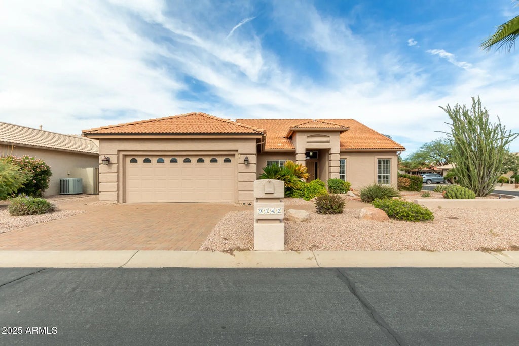 9342 E Coopers Hawk Drive, Sun Lakes