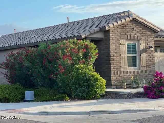 Photo of Listing #6952048