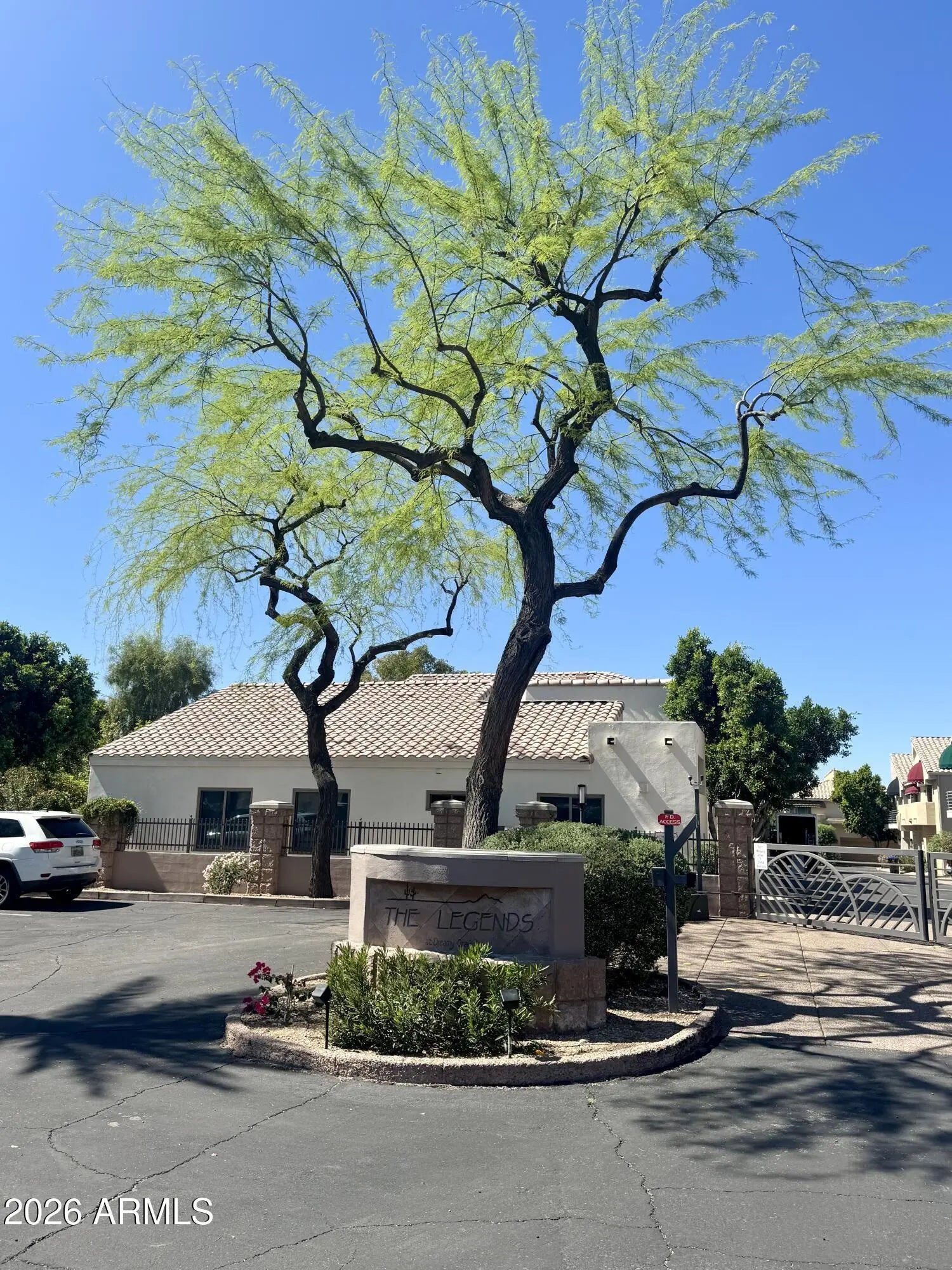 Photo of Listing #6952137