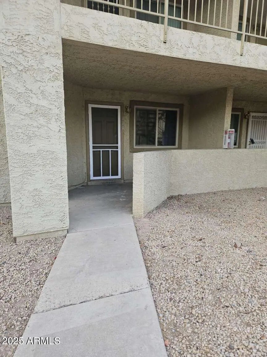 2220 W Dora Street (unit 114), Mesa