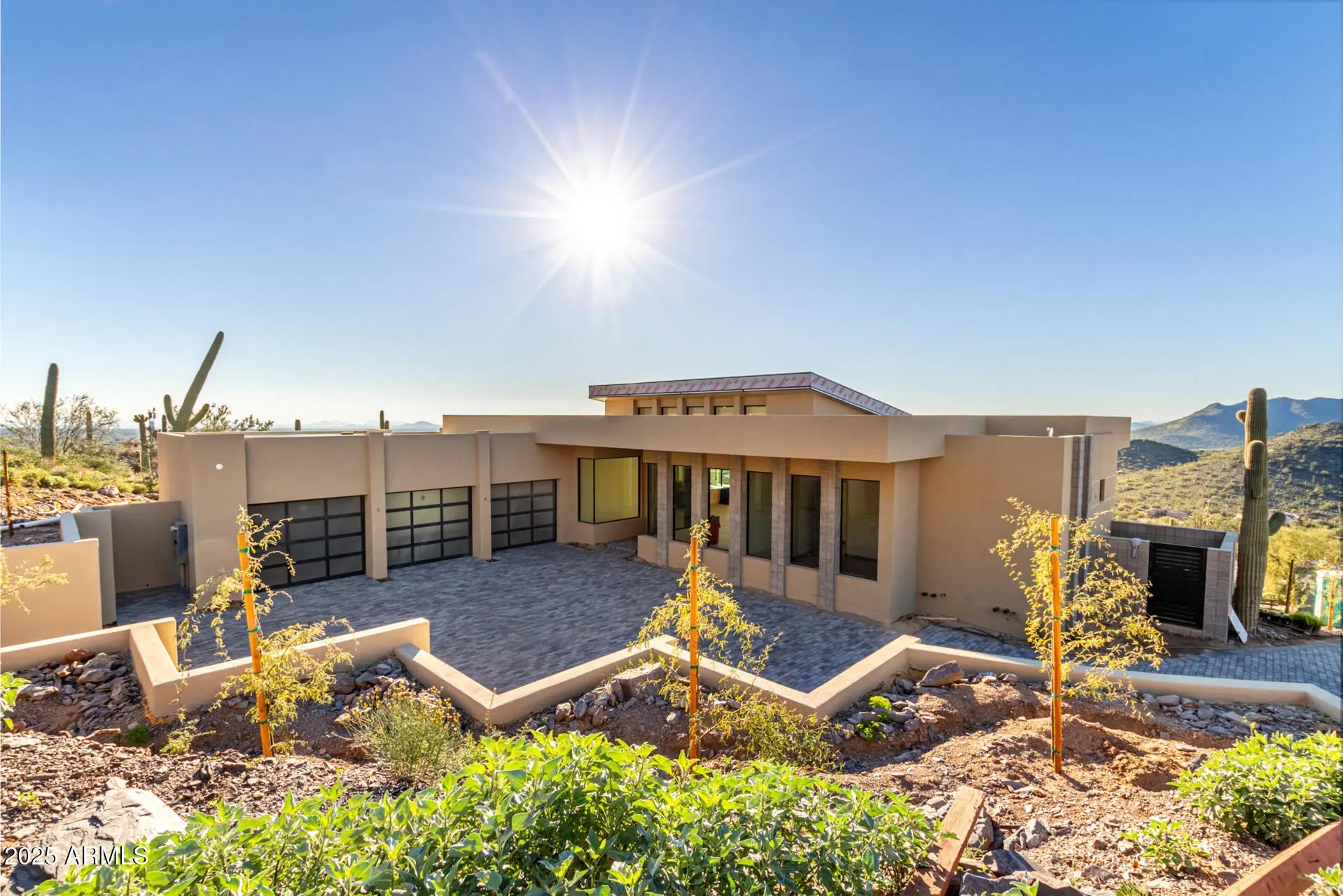 Photo of Listing #6952197