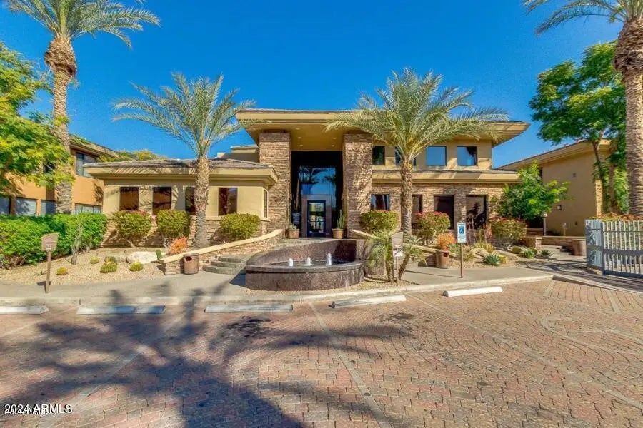 Photo of Listing #6952231