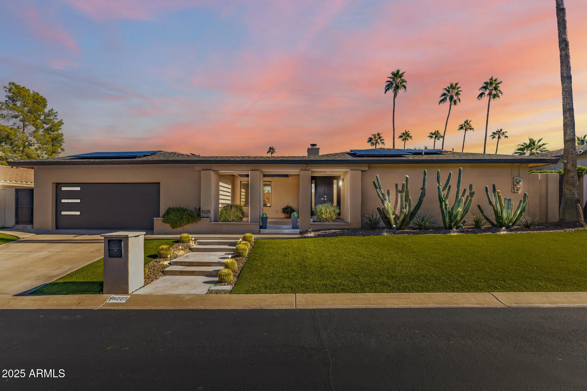 Photo of Listing #6953015