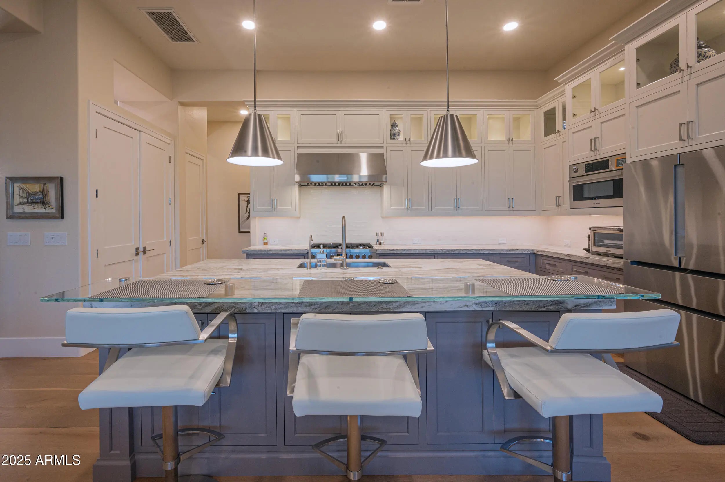 Photo of Listing #6957189