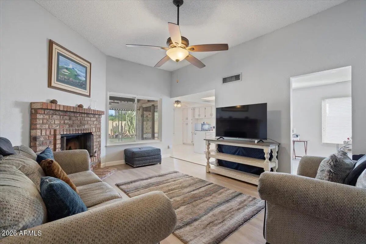 Photo of Listing #6965050