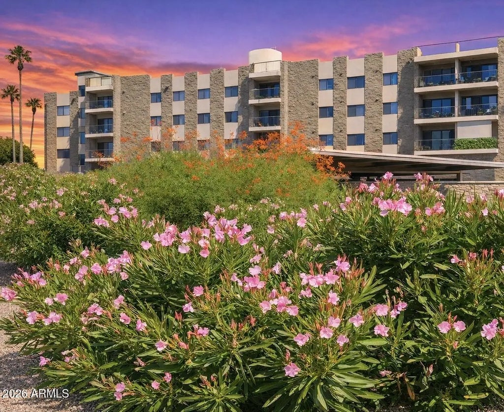 425 S Parkcrest -- (unit 322), Mesa