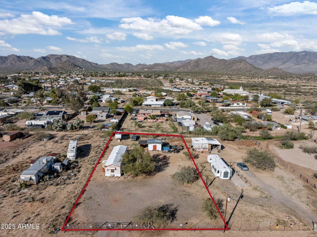 22590 W Pacific Street, Congress