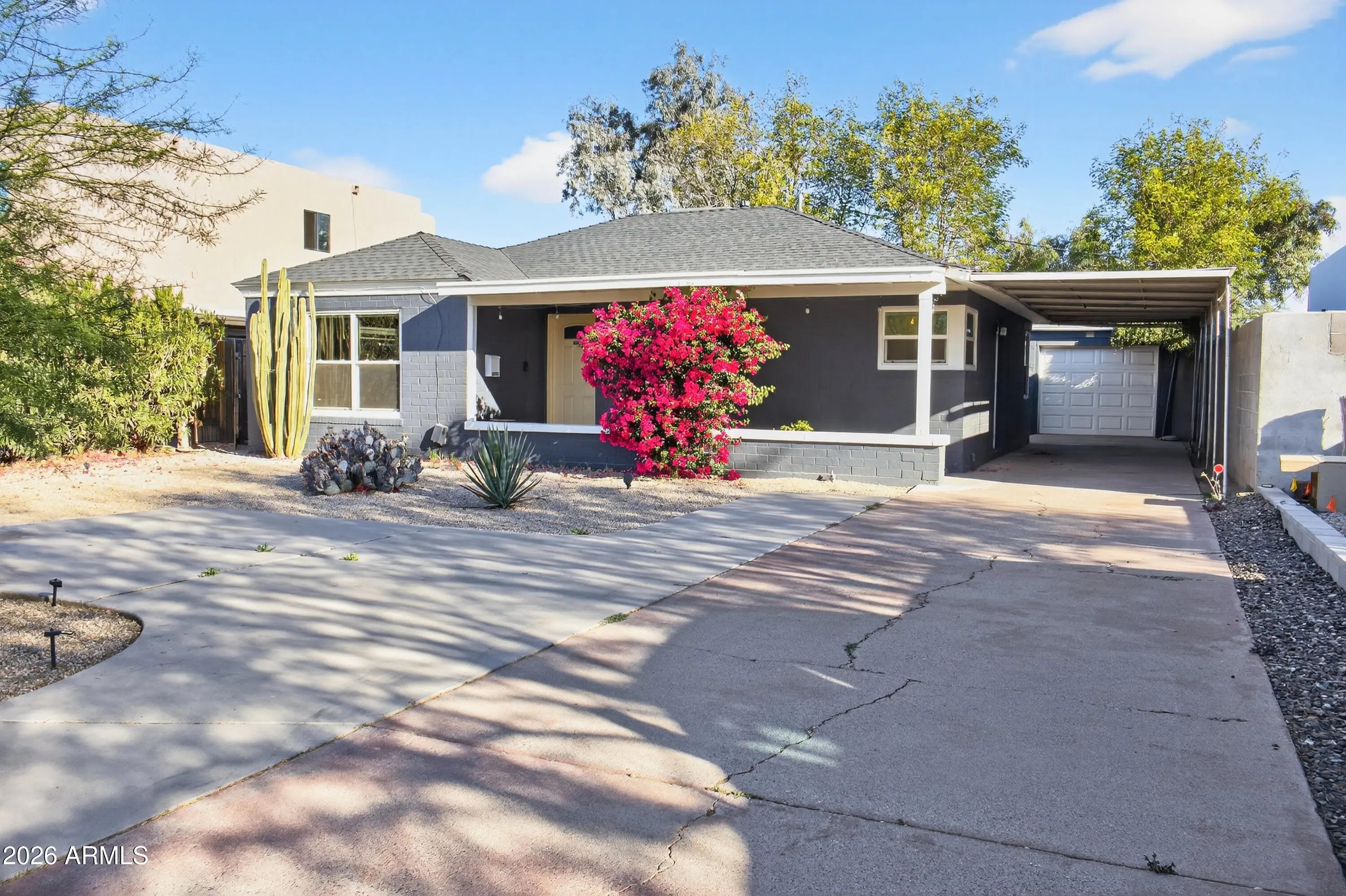 Photo of Listing #6957277