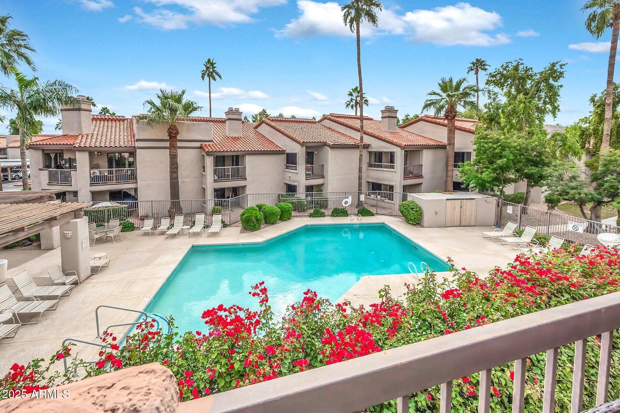 Photo of Listing #6953285