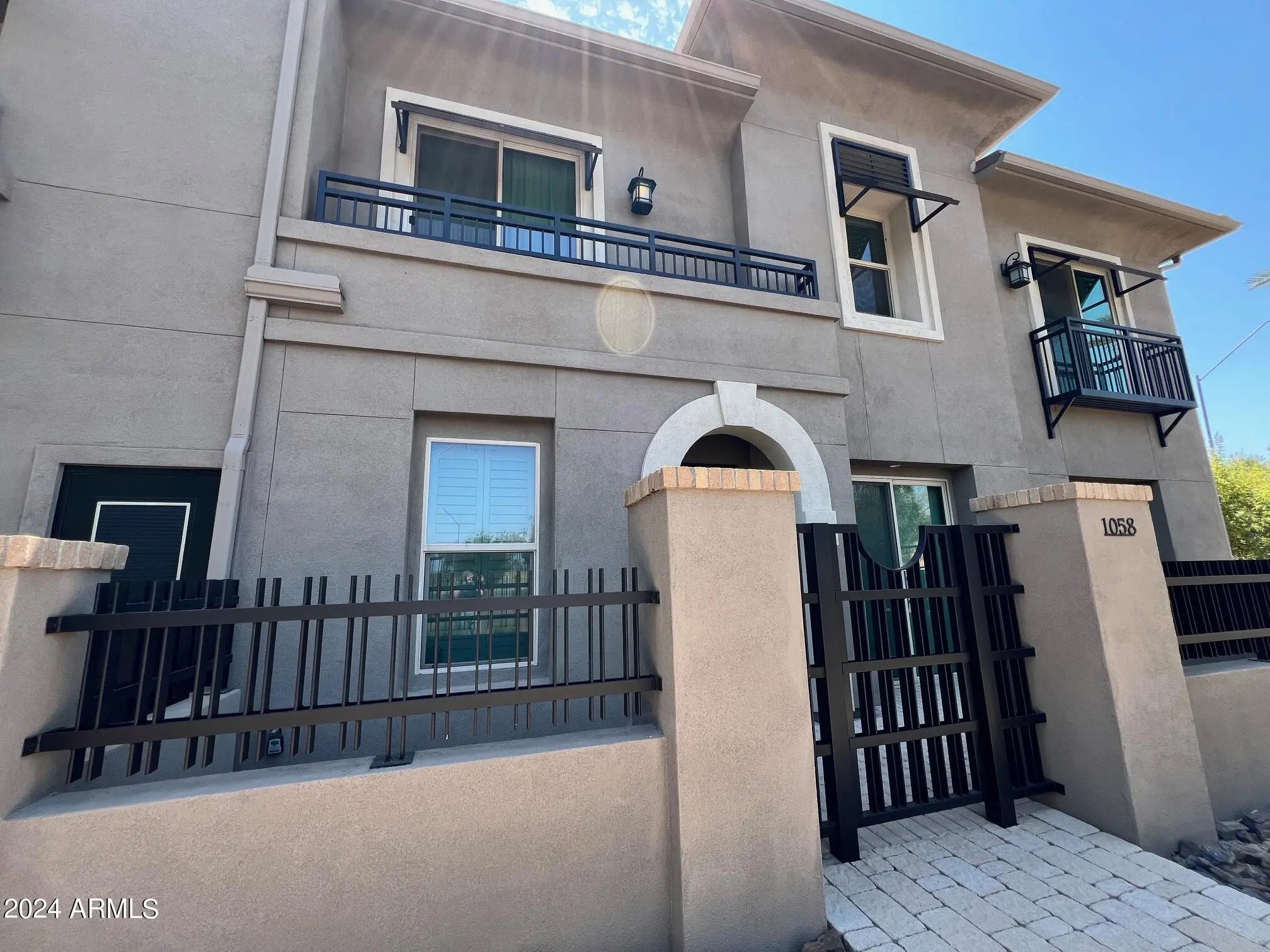 Photo of Listing #6952796