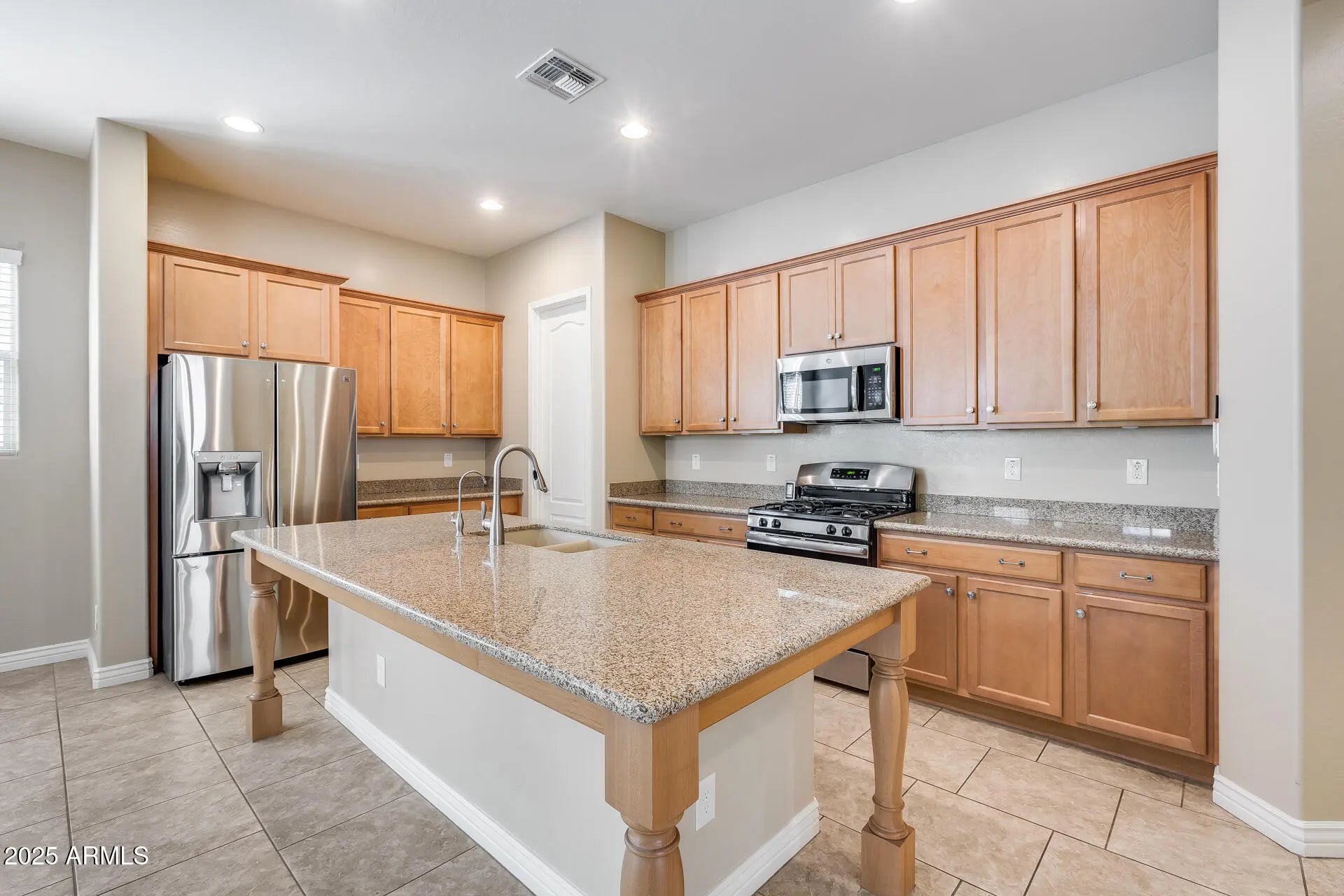 Photo of Listing #6954137