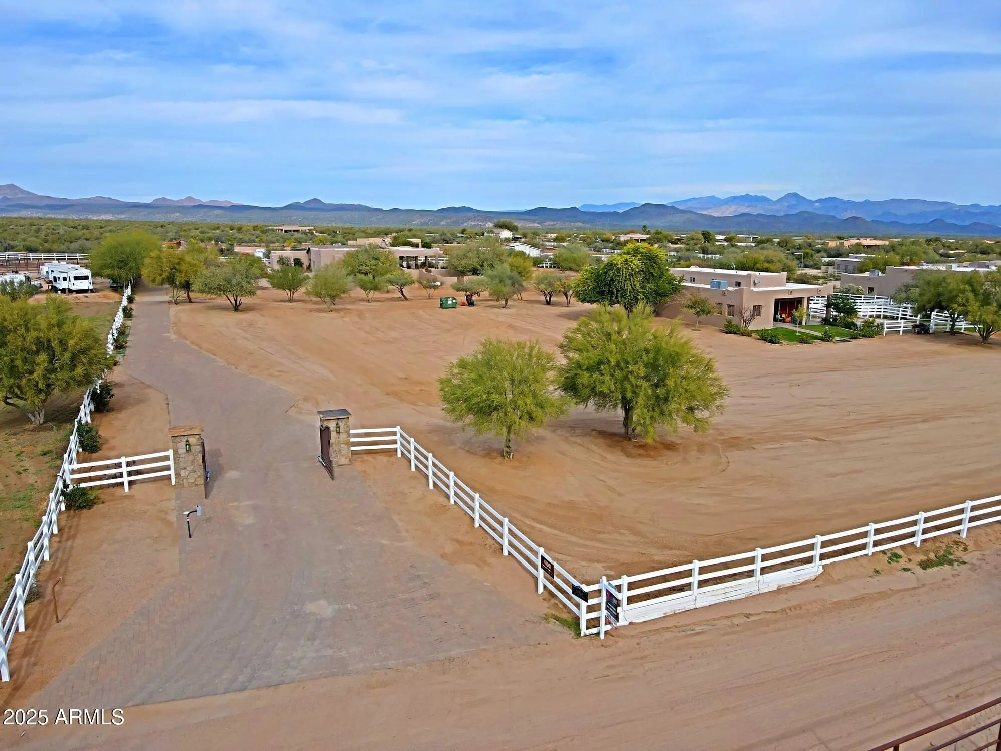 Photo of Listing #6962702