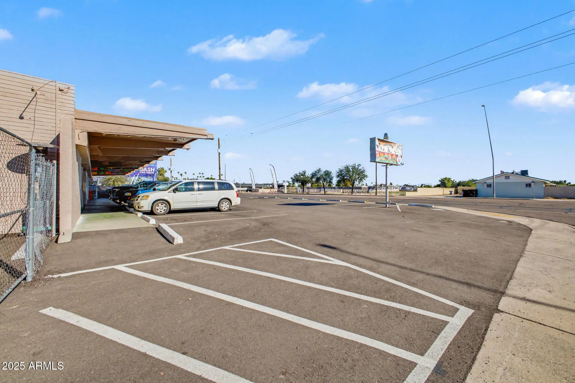 Photo of Listing #6952985