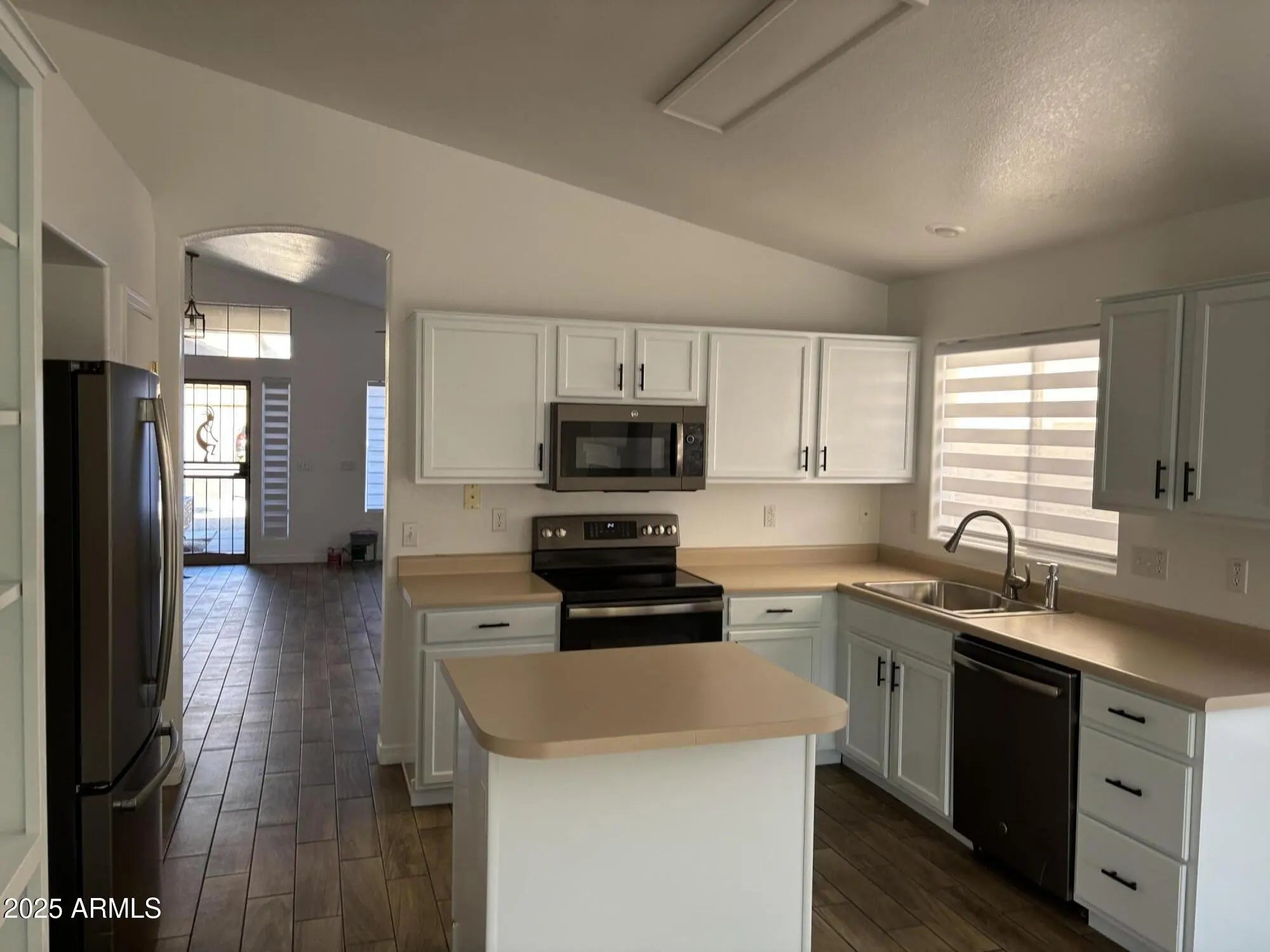 Photo of Listing #6955128