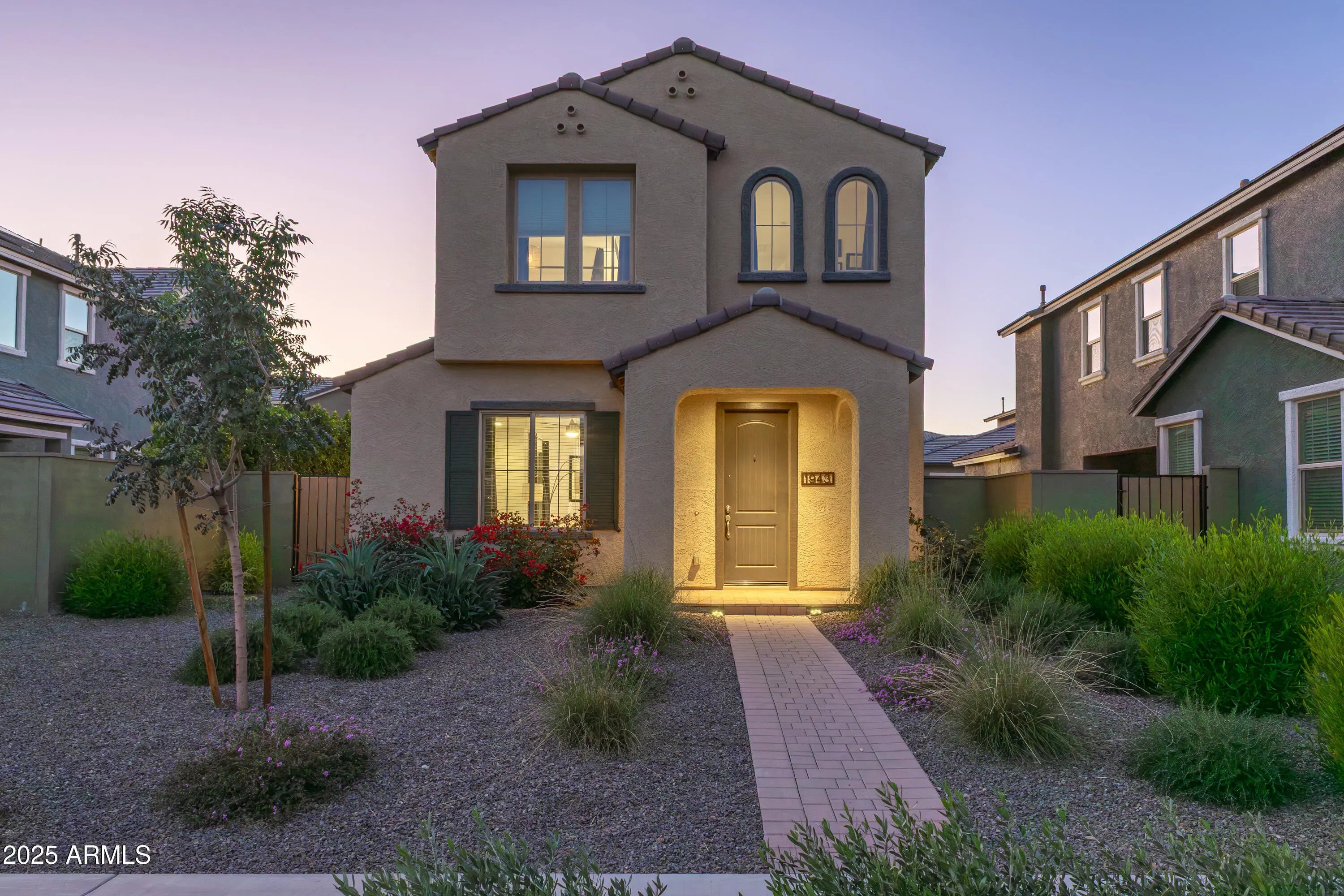 Photo of Listing #6953405