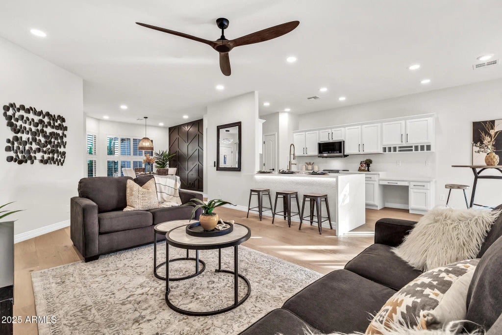 6082 S Bedford Place, Chandler