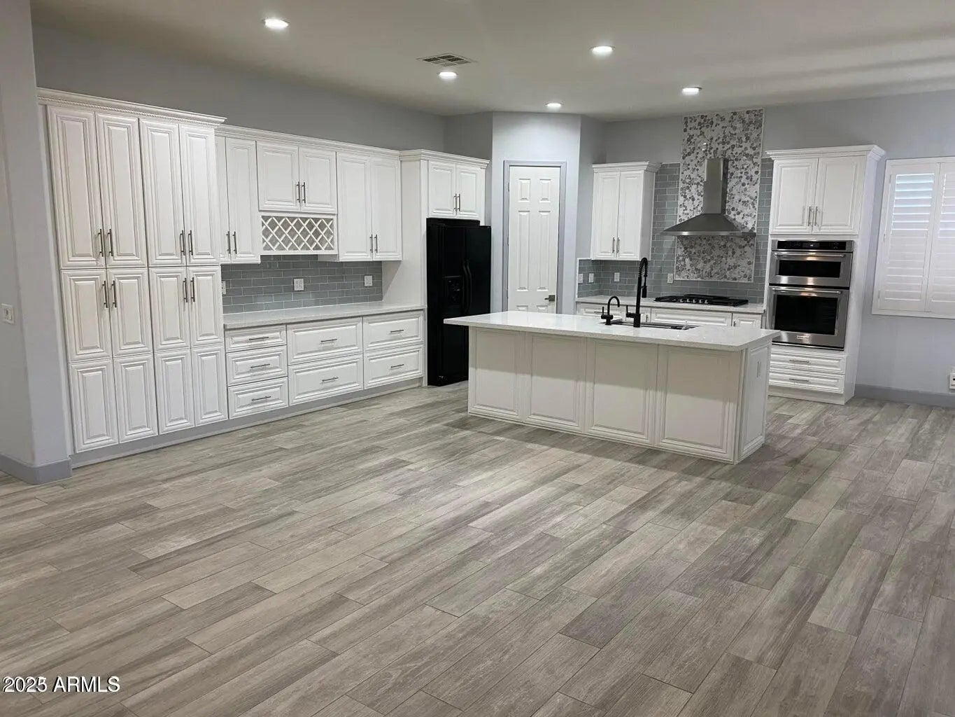 Photo of Listing #6953257