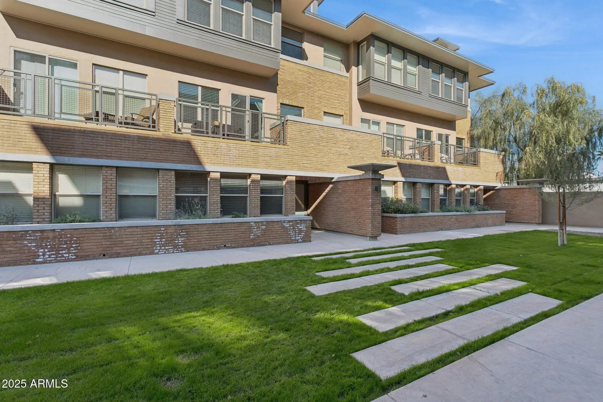 Photo of Listing #6954434