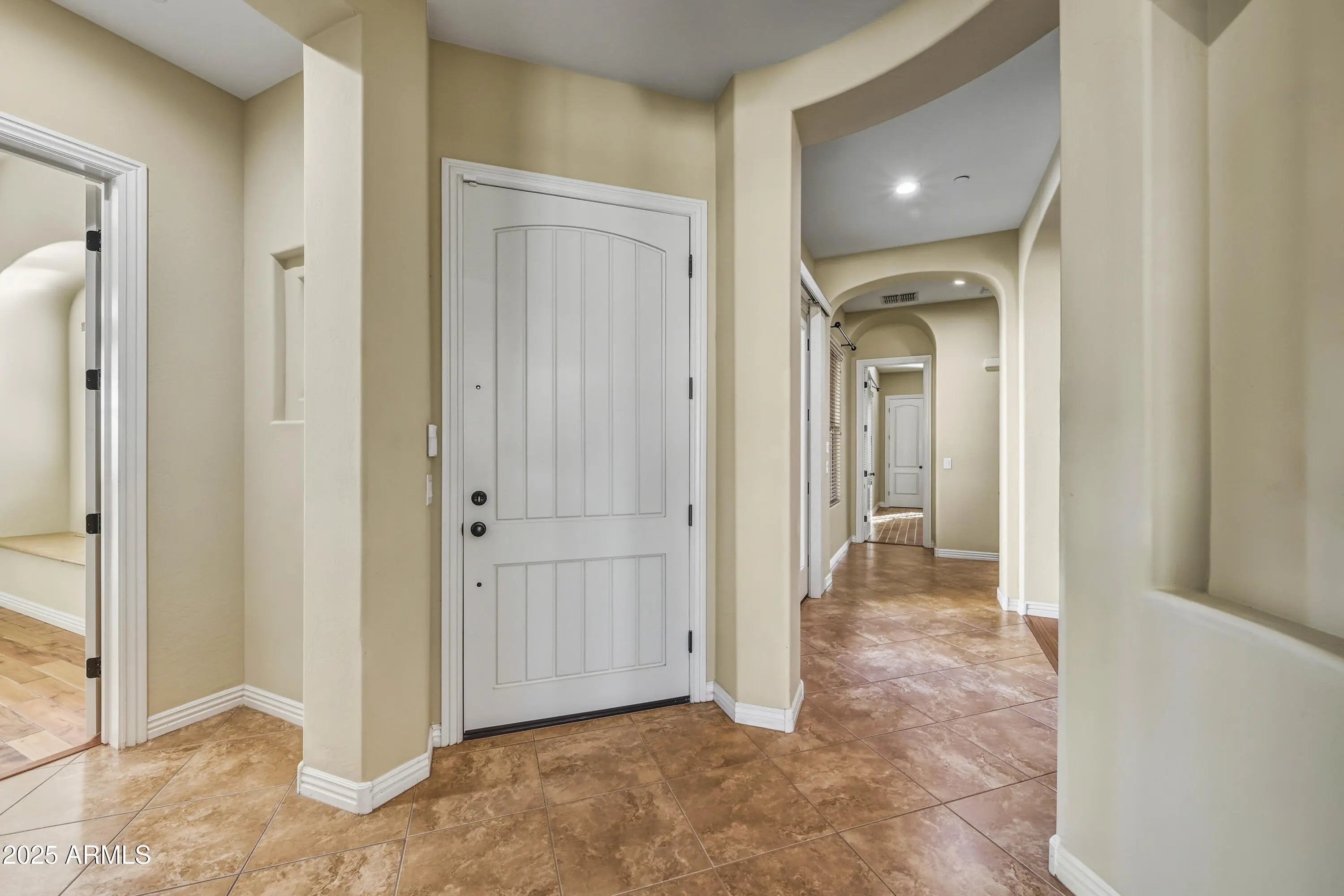 Photo of Listing #6953693